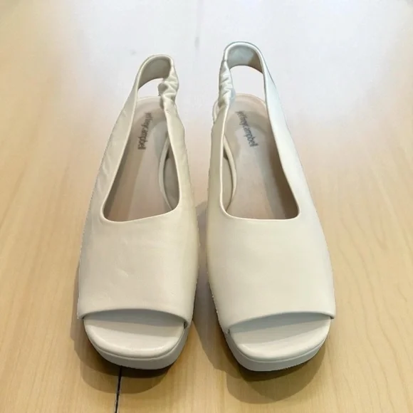 Jeffrey Campbell Cream Slingback Leather Sandals – Size 9 – 2.5” Heel - Picture 6 of 9